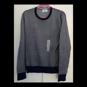 Old Navy Sweater